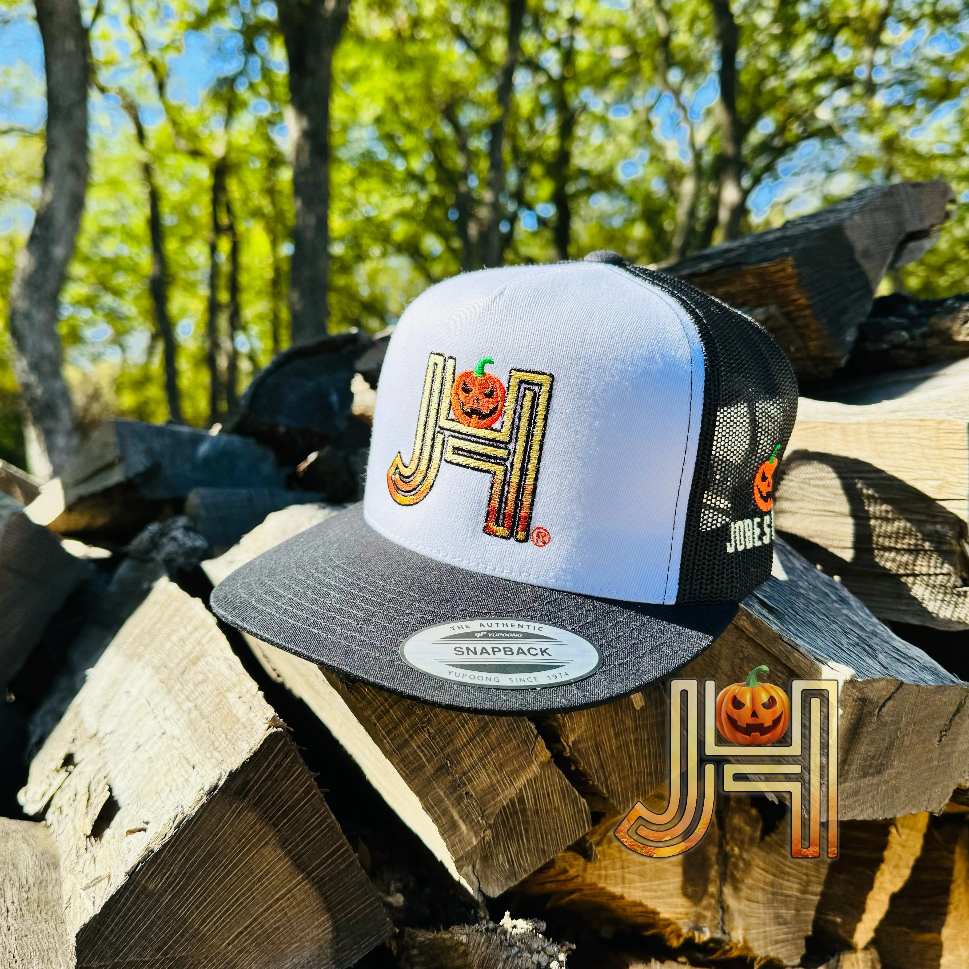 October Collection Jobes Hats Trucker cap - White/Black Halloween Pumpkin